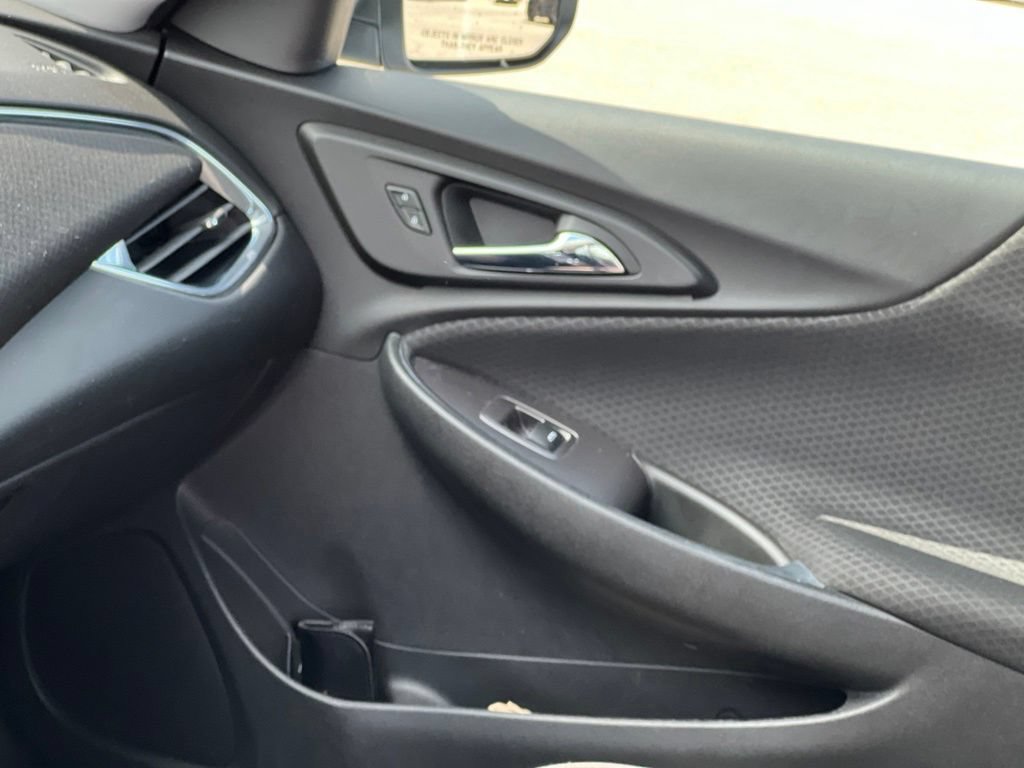 Used 2019 Chevrolet Malibu LT FWD image 21