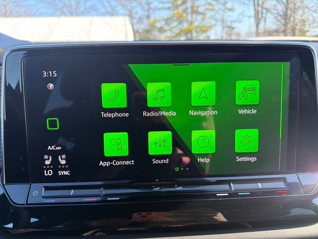Used 2025 Volkswagen Atlas Cross Sport SEL image 37