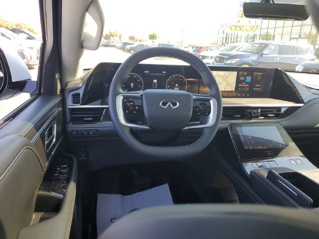 Certified 2026 INFINITI QX80 Luxe w/ Cargo Package AWD/4WD image 10