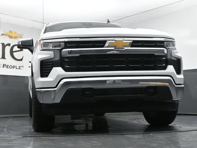 New 2026 Chevrolet Silverado 1500 LT w/ Z71 Off-Road Package AWD/4WD image 3