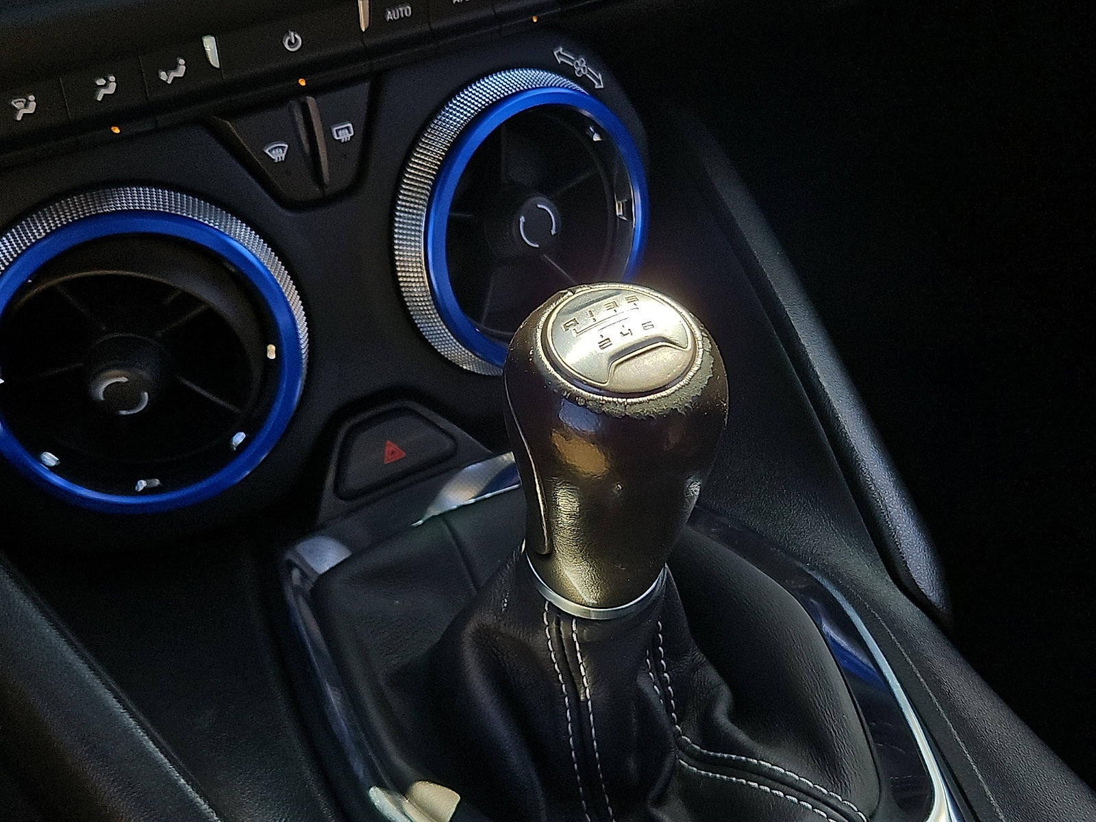 Used 2020 Chevrolet Camaro LS image 14