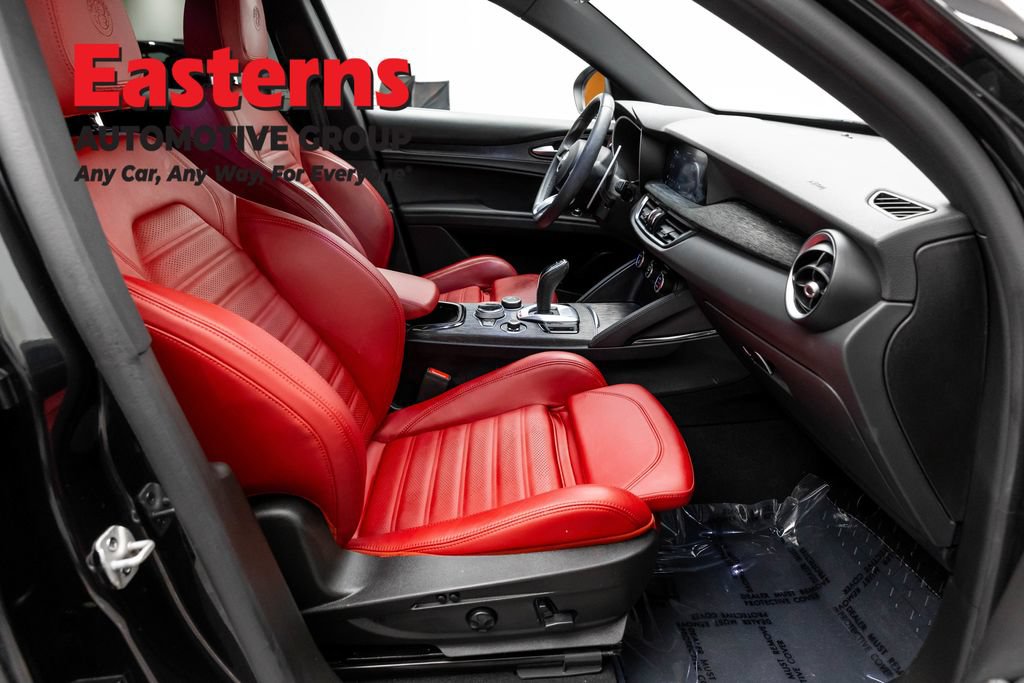 Used 2024 Alfa Romeo Stelvio Sprint AWD/4WD image 25