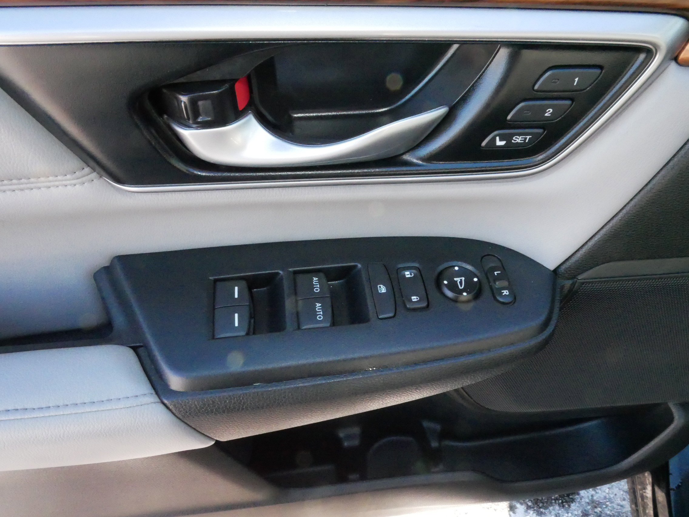 Used 2022 Honda CR-V EX-L image 19