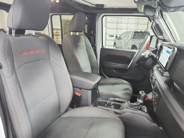 Used 2025 Jeep Wrangler Unlimited Rubicon AWD/4WD image 37