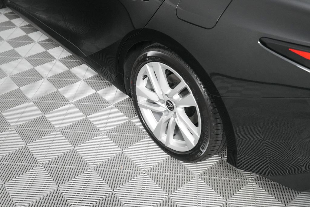 Certified 2023 Lexus IS 300 w/ Comfort Package image 8