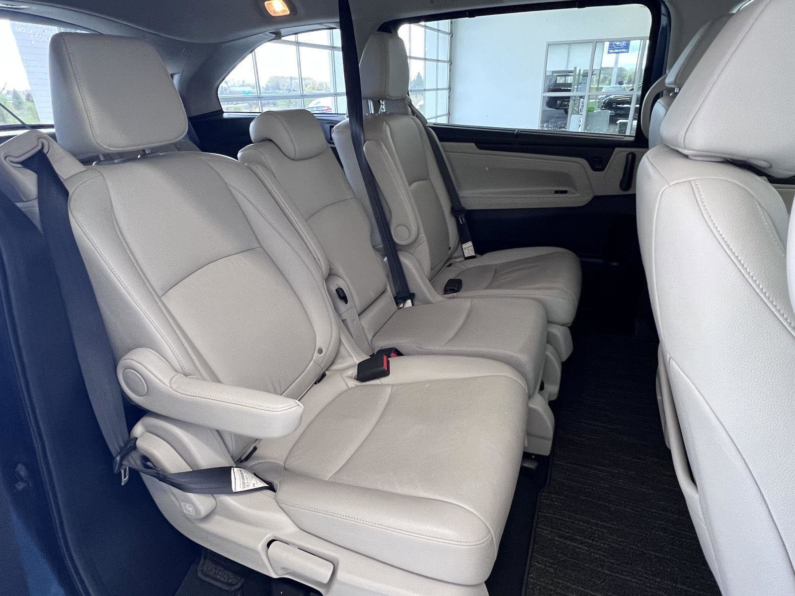 Used 2025 Honda Odyssey EX-L image 18