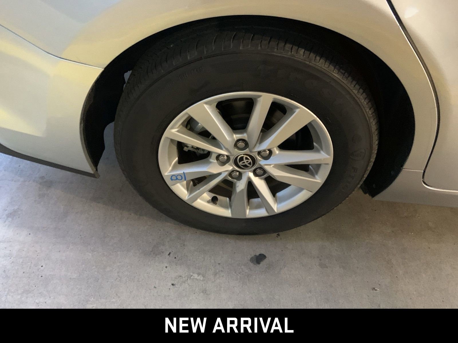 Used 2025 Toyota Camry LE image 6