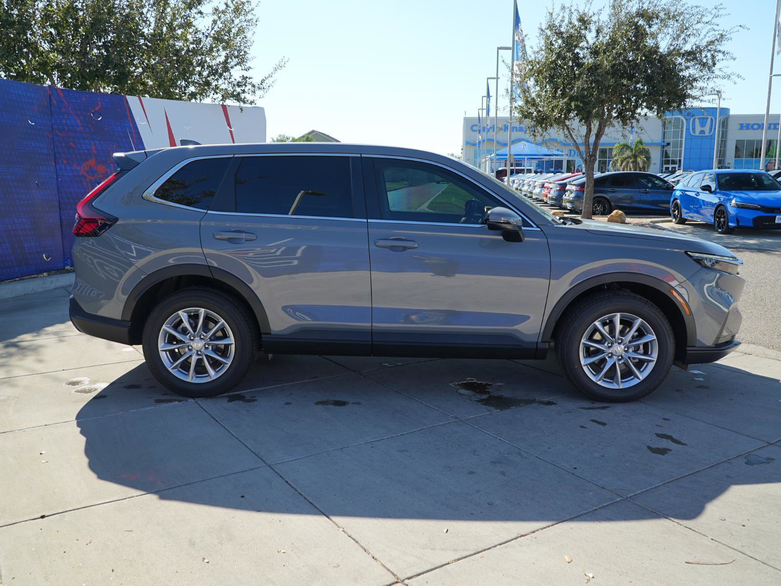 New 2026 Honda CR-V EX image 4