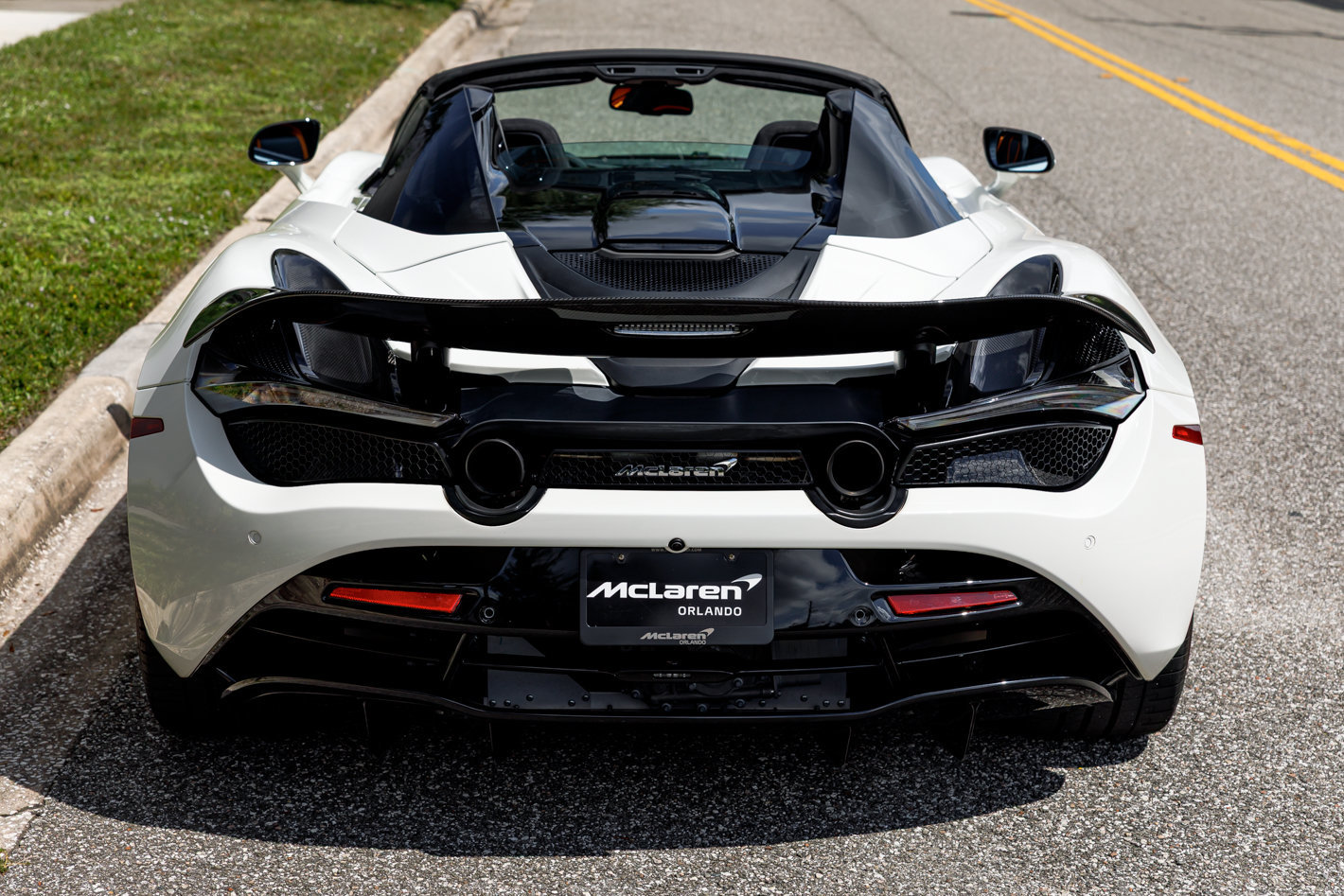 Used 2020 McLaren 720S Performance RWD image 13