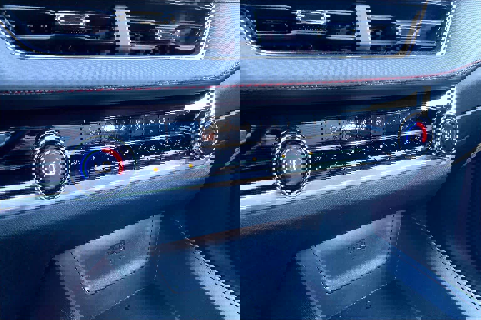 Certified 2025 Chevrolet Equinox RS image 34