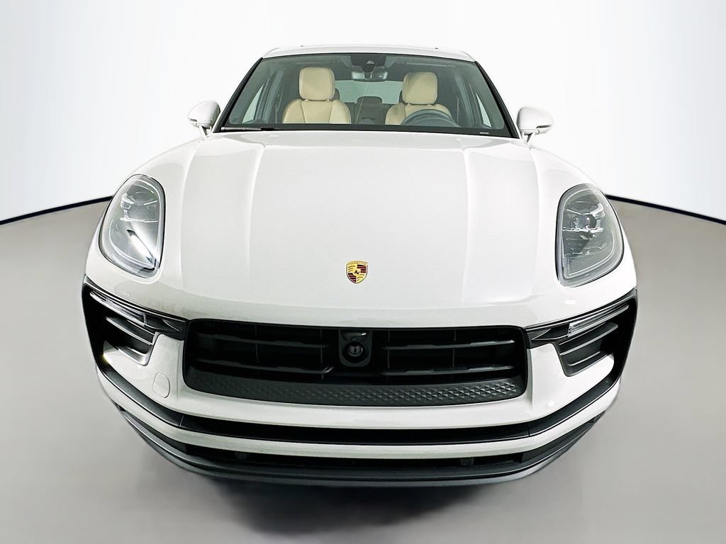New 2026 Porsche Macan AWD/4WD image 6