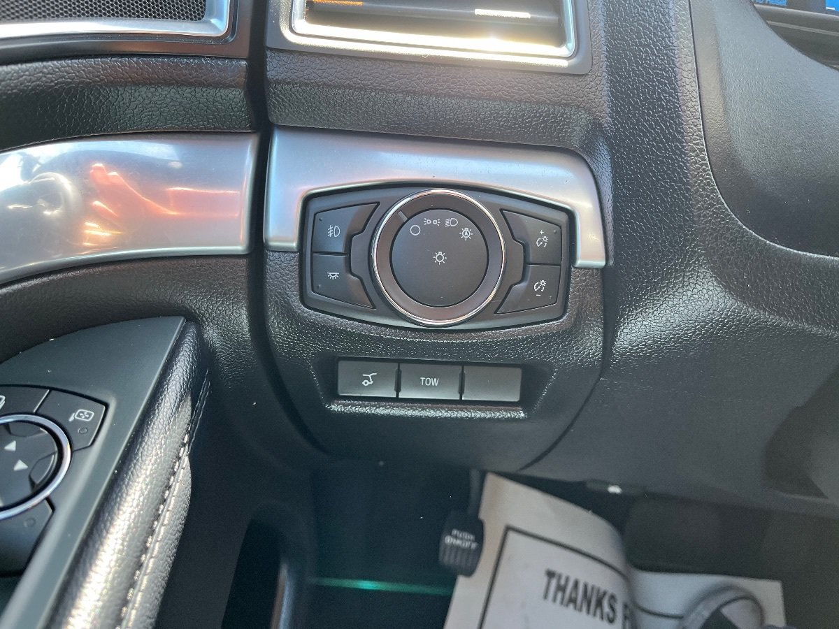 Used 2018 Ford Explorer Sport AWD/4WD image 22