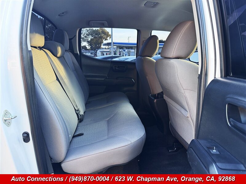 Used 2018 Toyota Tacoma SR w/ SR Convenience Package AWD/4WD image 8