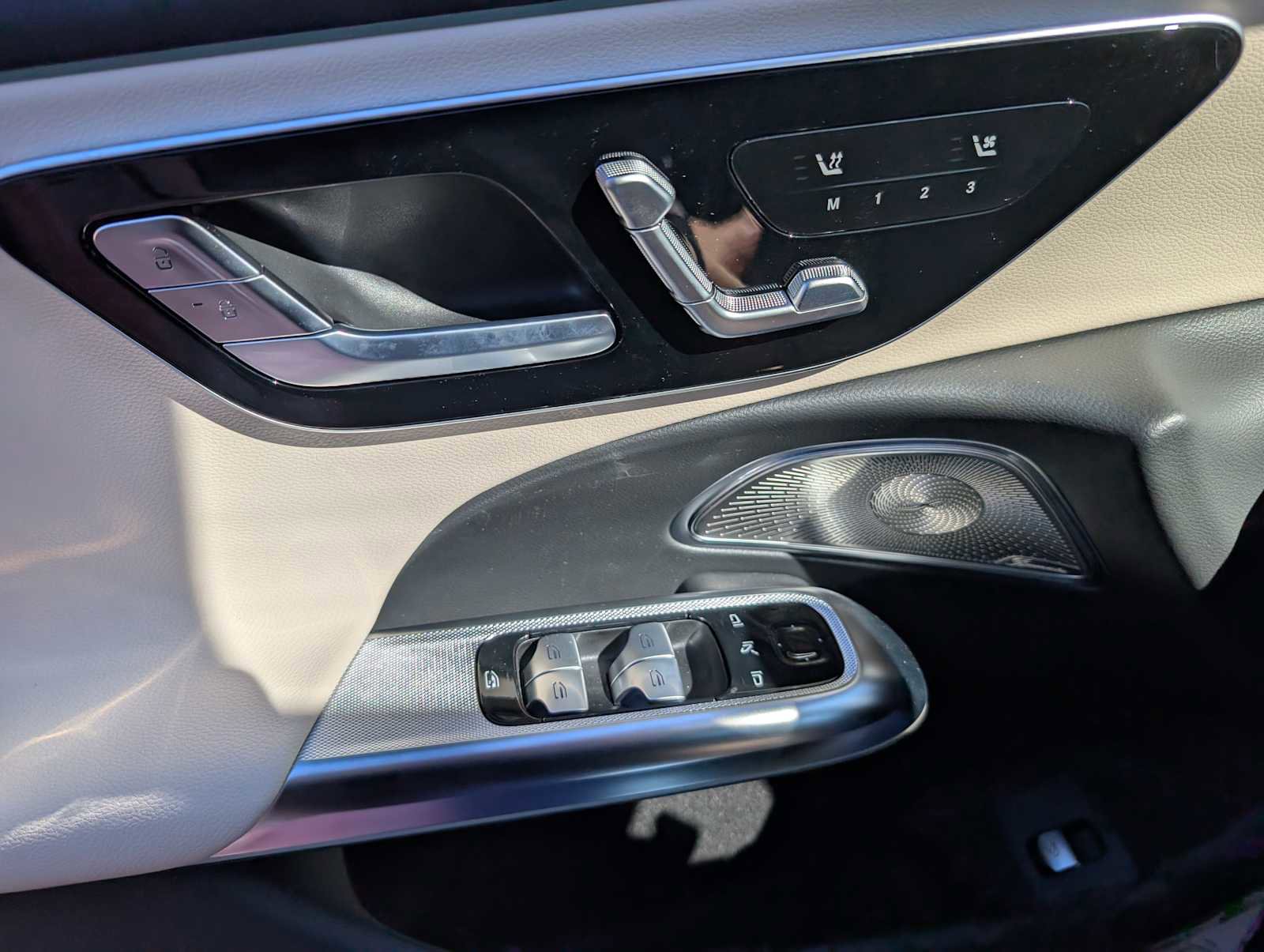 New 2026 Mercedes-Benz E 350 4MATIC Sedan image 27