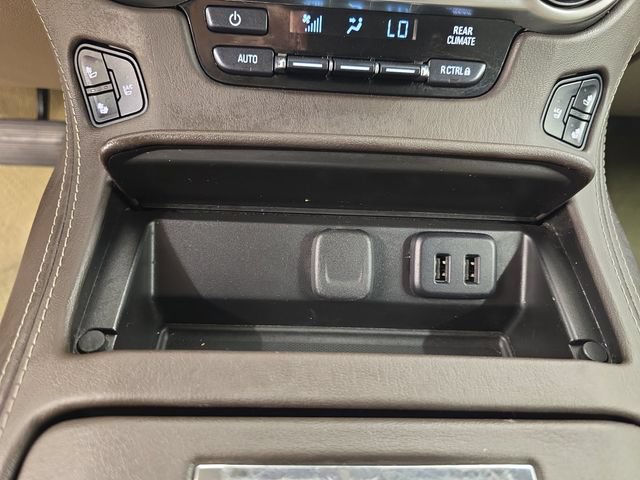 Used 2016 Chevrolet Tahoe LTZ RWD image 30