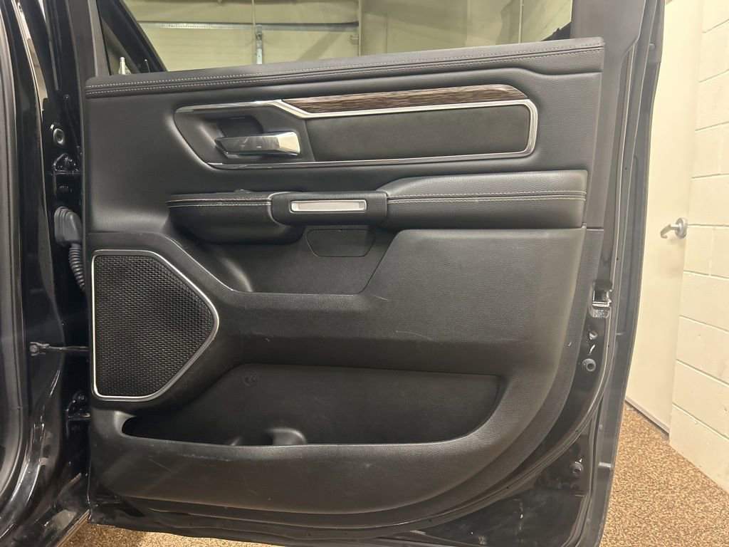 Used 2019 RAM 1500 Laramie image 13