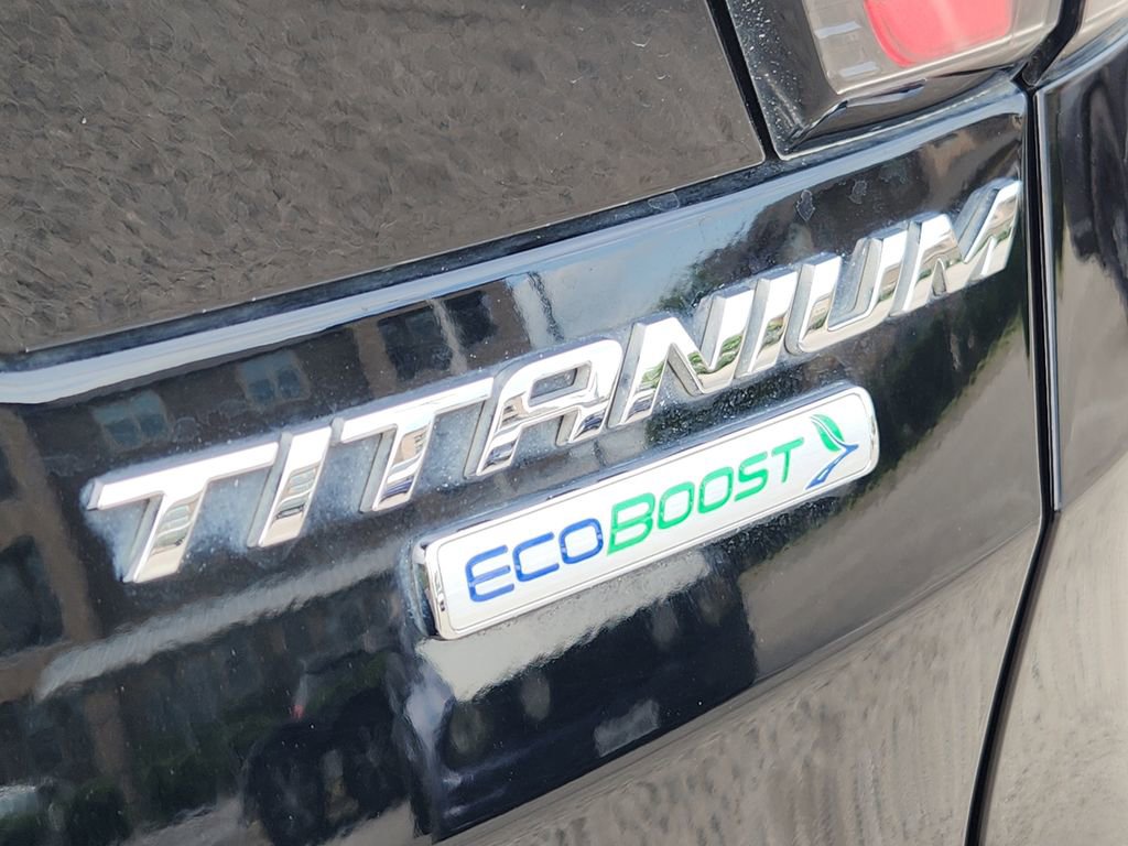 Used 2017 Ford Escape Titanium FWD image 9