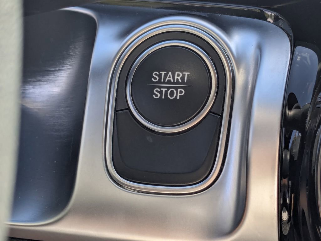 Certified 2023 Mercedes-Benz EQB 250+ w/ Exclusive Package image 15