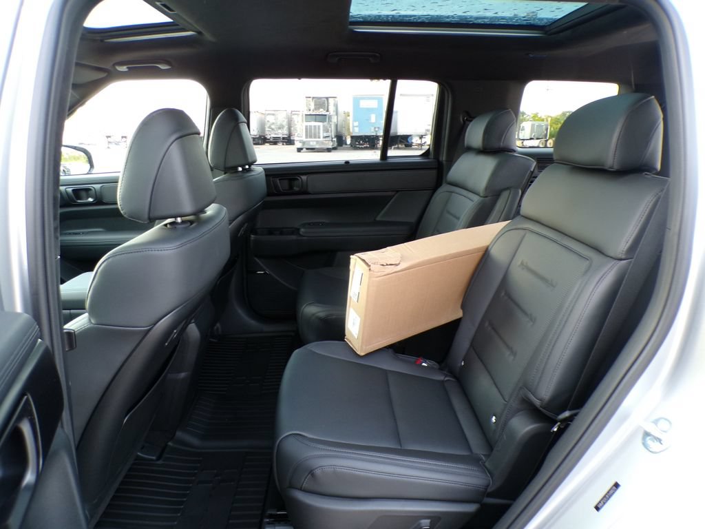 New 2026 Hyundai Santa Fe Calligraphy AWD/4WD image 18