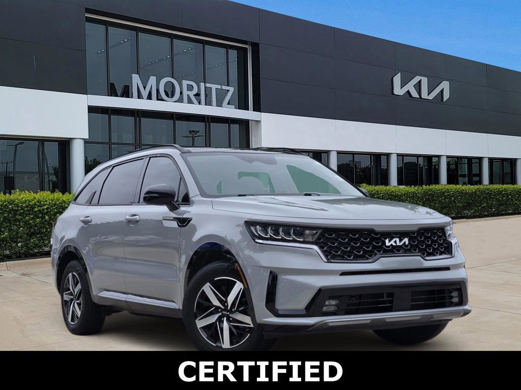 Used 2022 Kia Sorento EX w/ Panoramic Sunroof Package