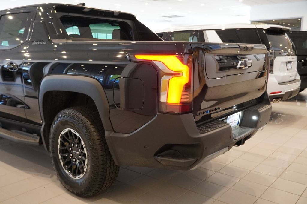 New 2026 Chevrolet Silverado EV Trail Boss AWD/4WD image 35