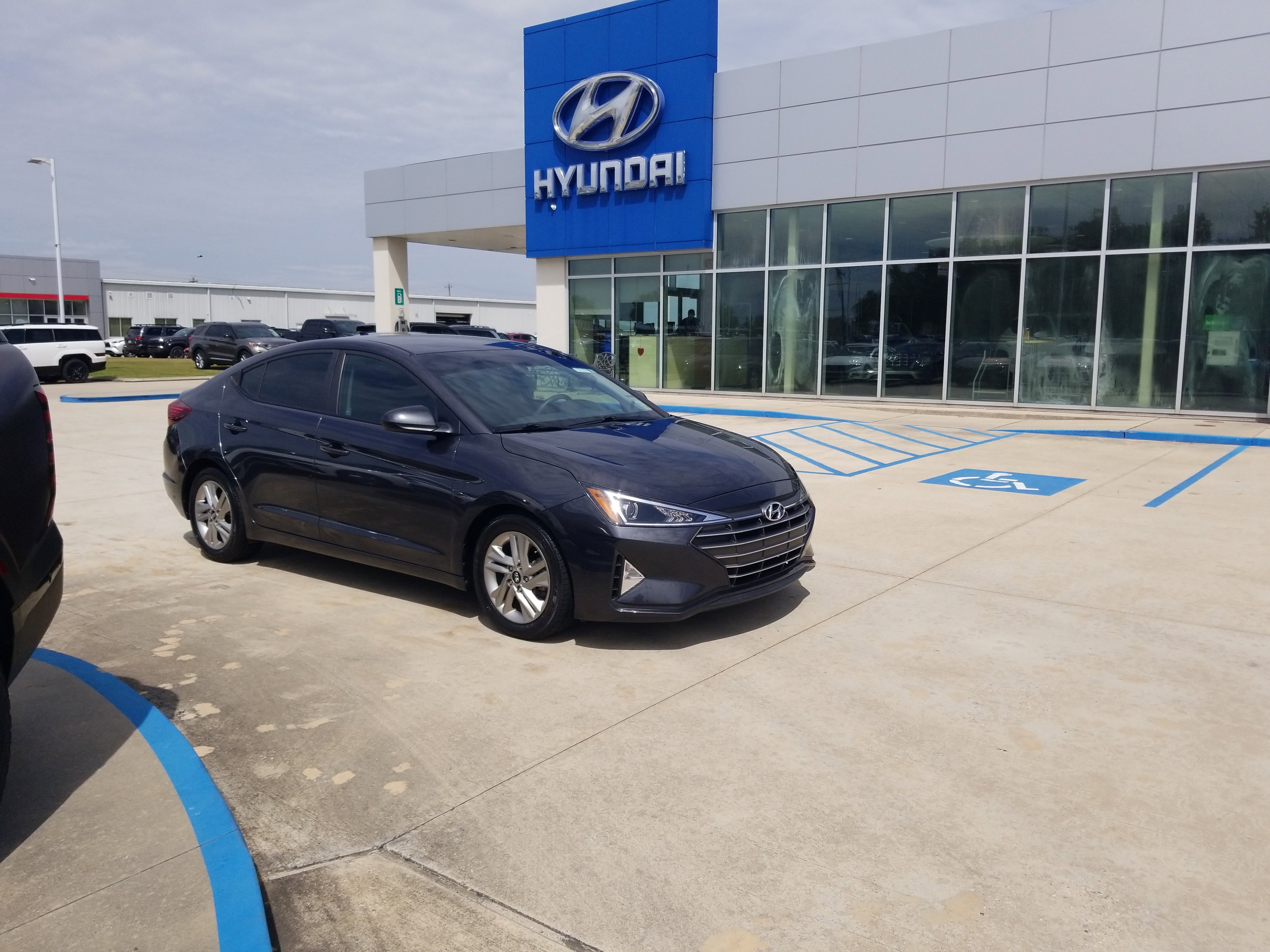 Used 2020 Hyundai Elantra SEL w/ Cargo Package (C1) image 1