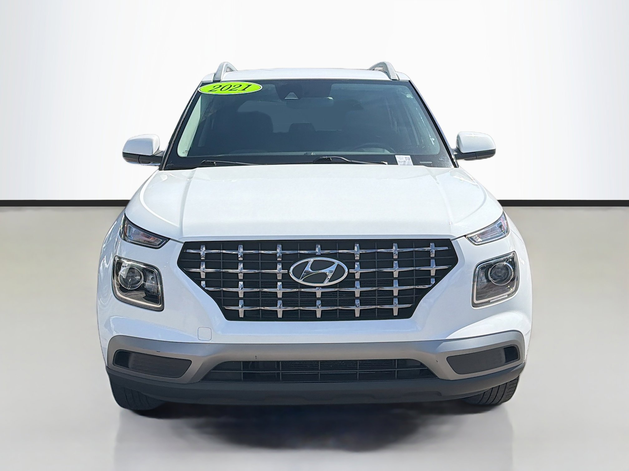 Used 2021 Hyundai Venue SEL image 8