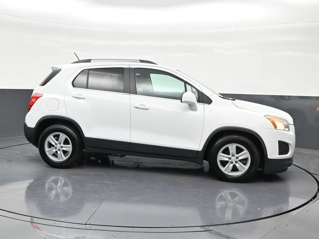 Used 2016 Chevrolet Trax LT FWD image 7
