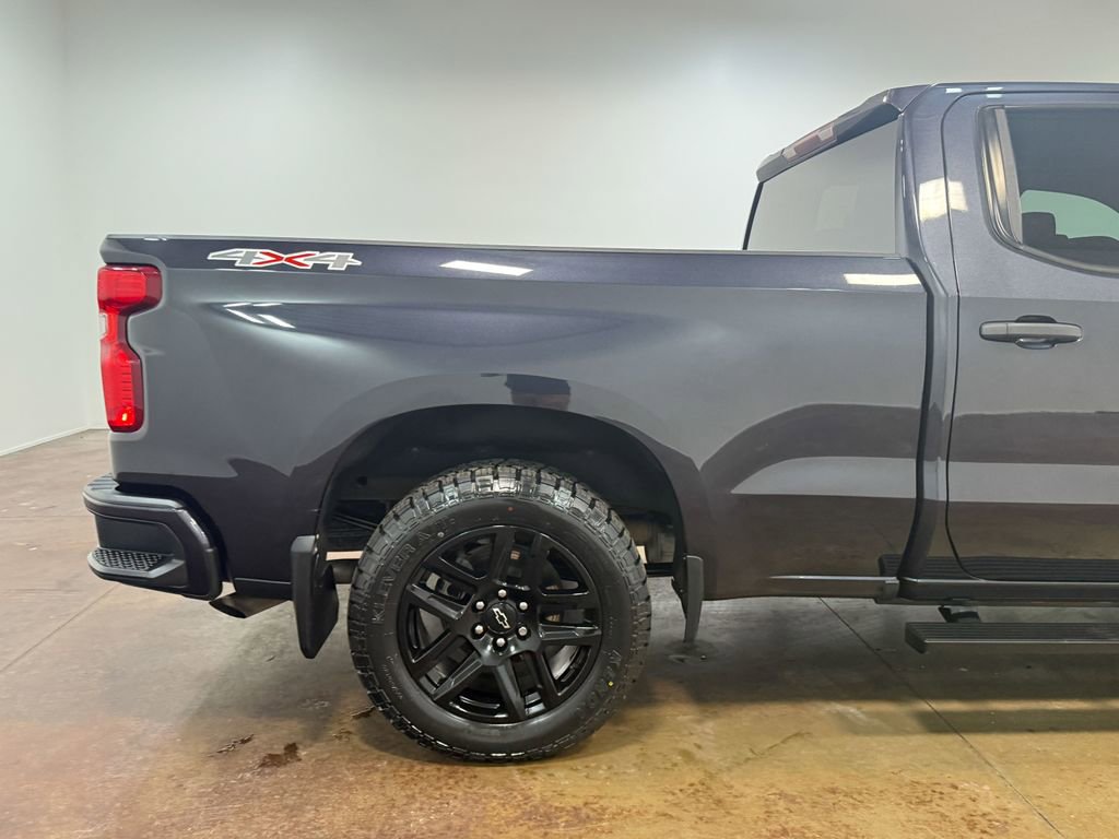 Used 2023 Chevrolet Silverado 1500 Custom image 34