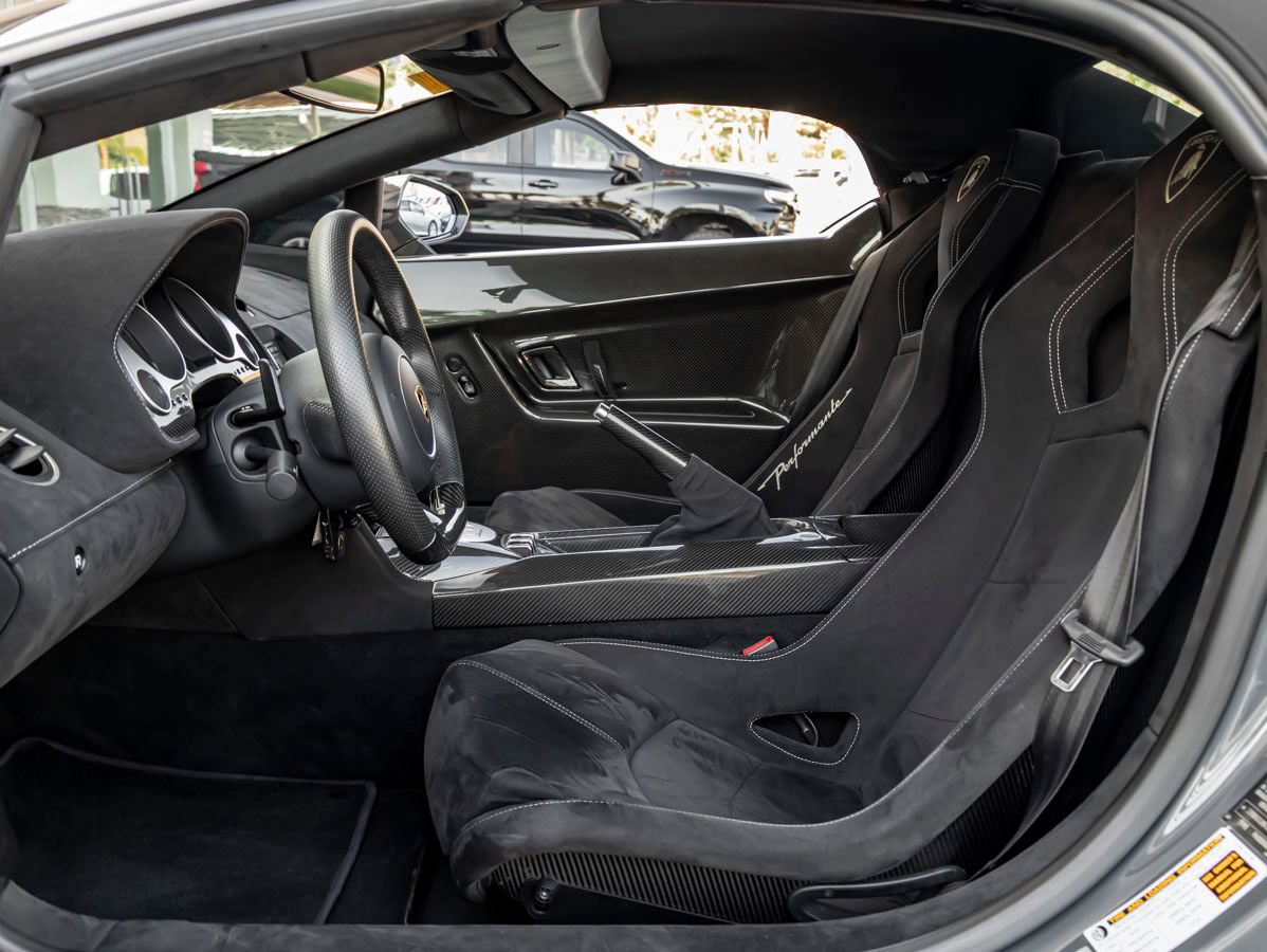 Used 2012 Lamborghini Gallardo LP 570-4 Performante AWD/4WD image 19