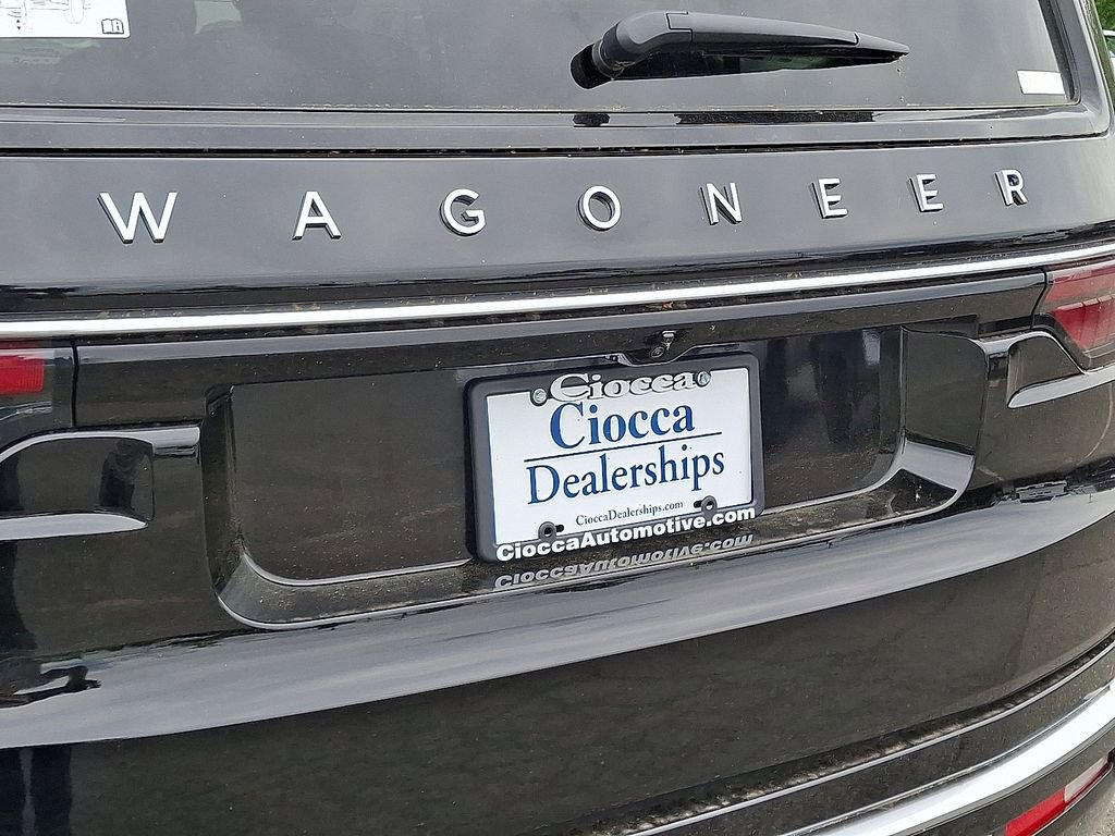 New 2025 Jeep Wagoneer L Series II w/ Premium Group I image 20
