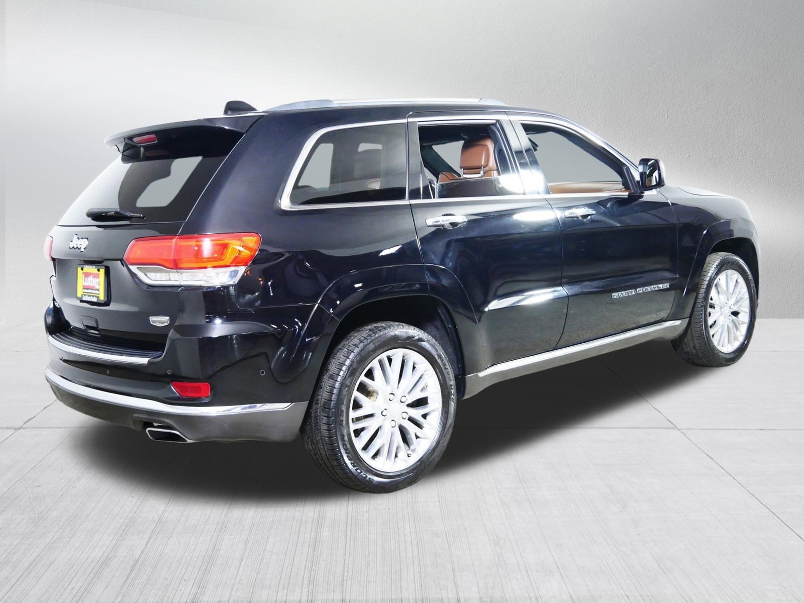 Used 2018 Jeep Grand Cherokee Summit image 7