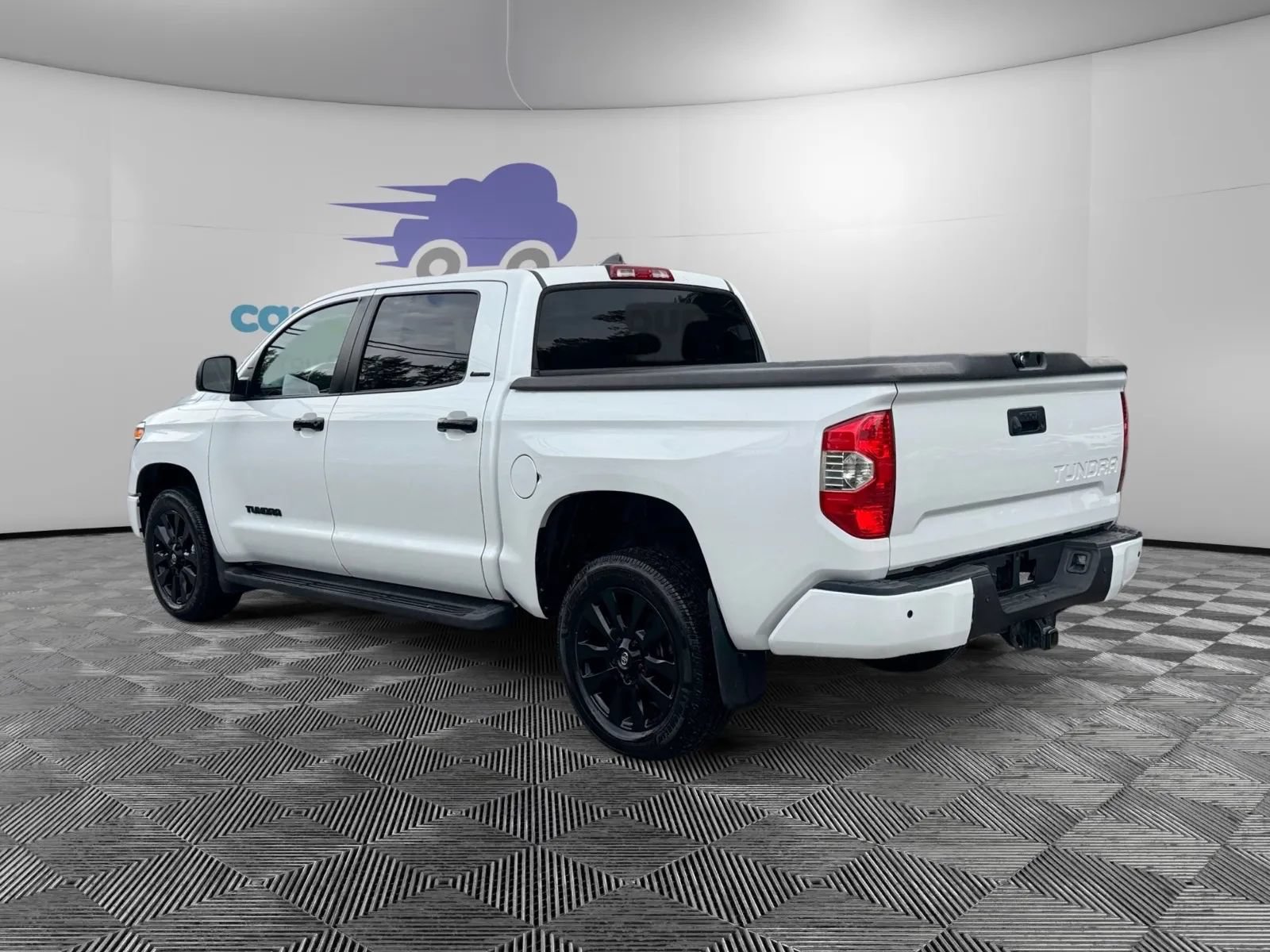 Used 2021 Toyota Tundra Limited w/ Limited Premium Package AWD/4WD image 3