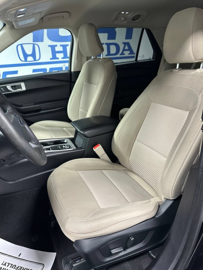 Used 2023 Ford Explorer 4WD image 12