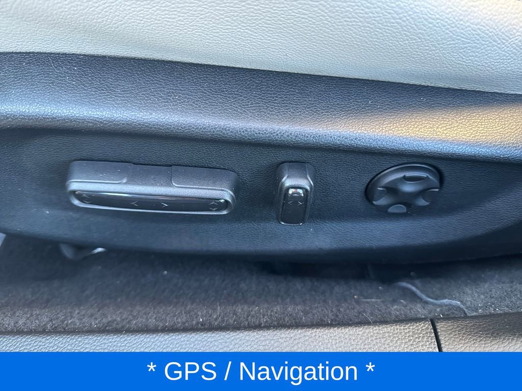 Used 2020 Honda Accord Touring image 10