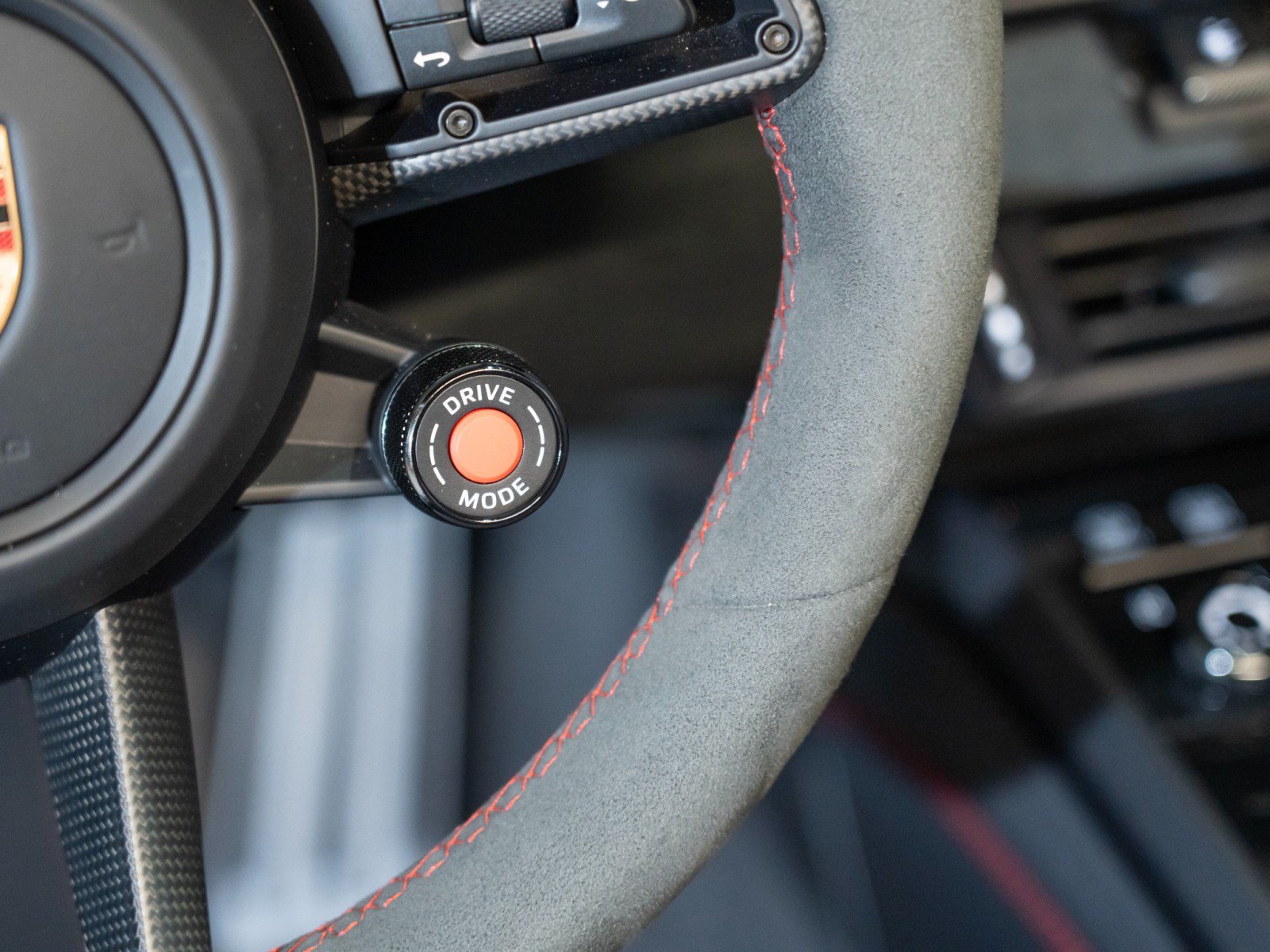 Certified 2026 Porsche 911 Targa 4 GTS AWD/4WD image 22