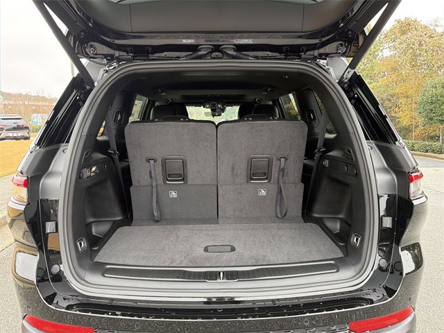 New 2025 Jeep Grand Cherokee L Altitude image 18