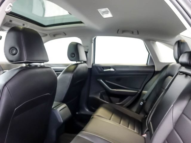 Used 2024 Volkswagen Jetta SE FWD image 16