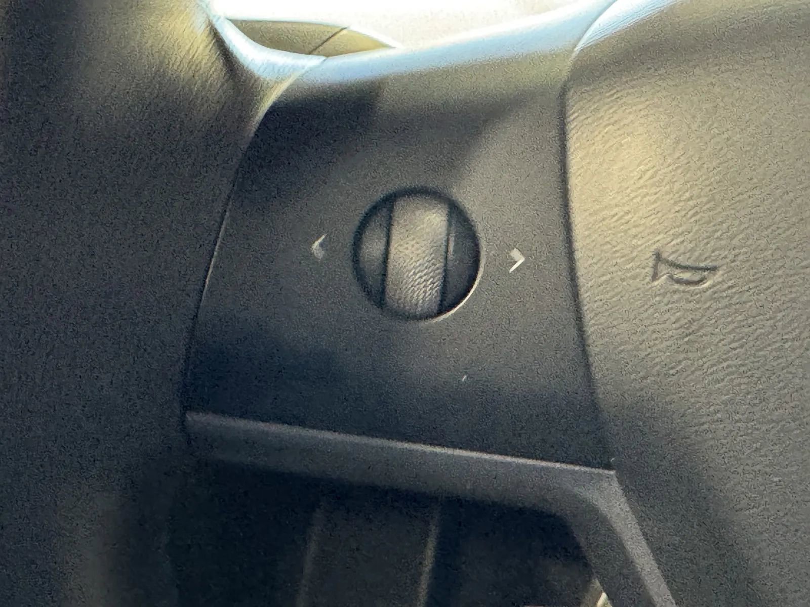 Used 2021 Tesla Model Y Long Range image 18