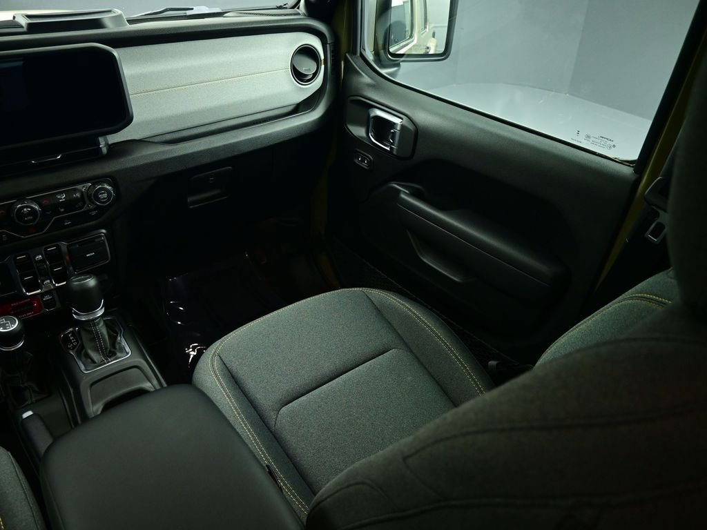 Used 2025 Jeep Gladiator Willys image 44