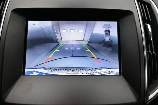 Used 2020 Ford Edge Titanium FWD image 47