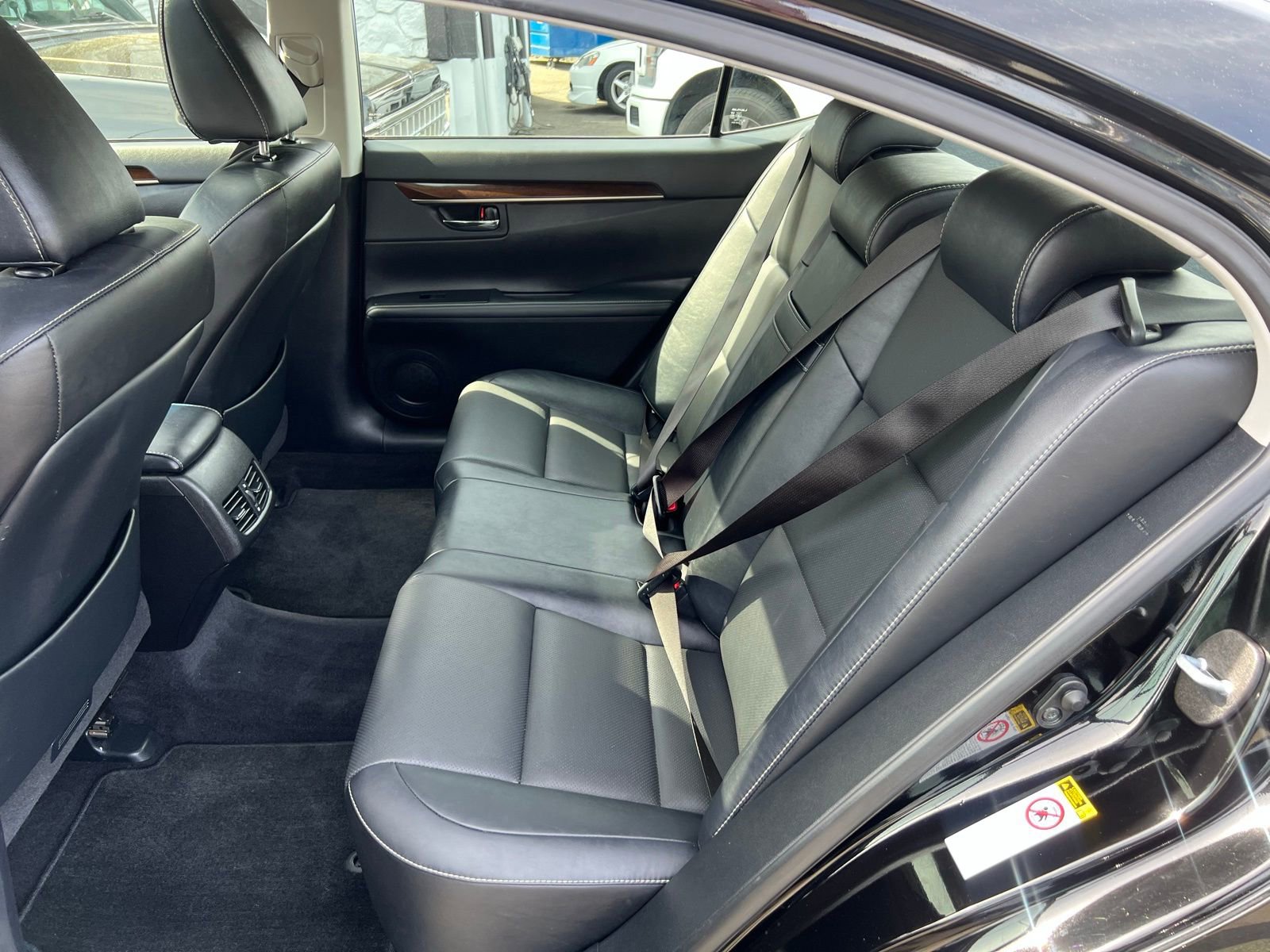 Used 2015 Lexus ES 350 w/ Premium Package FWD image 19