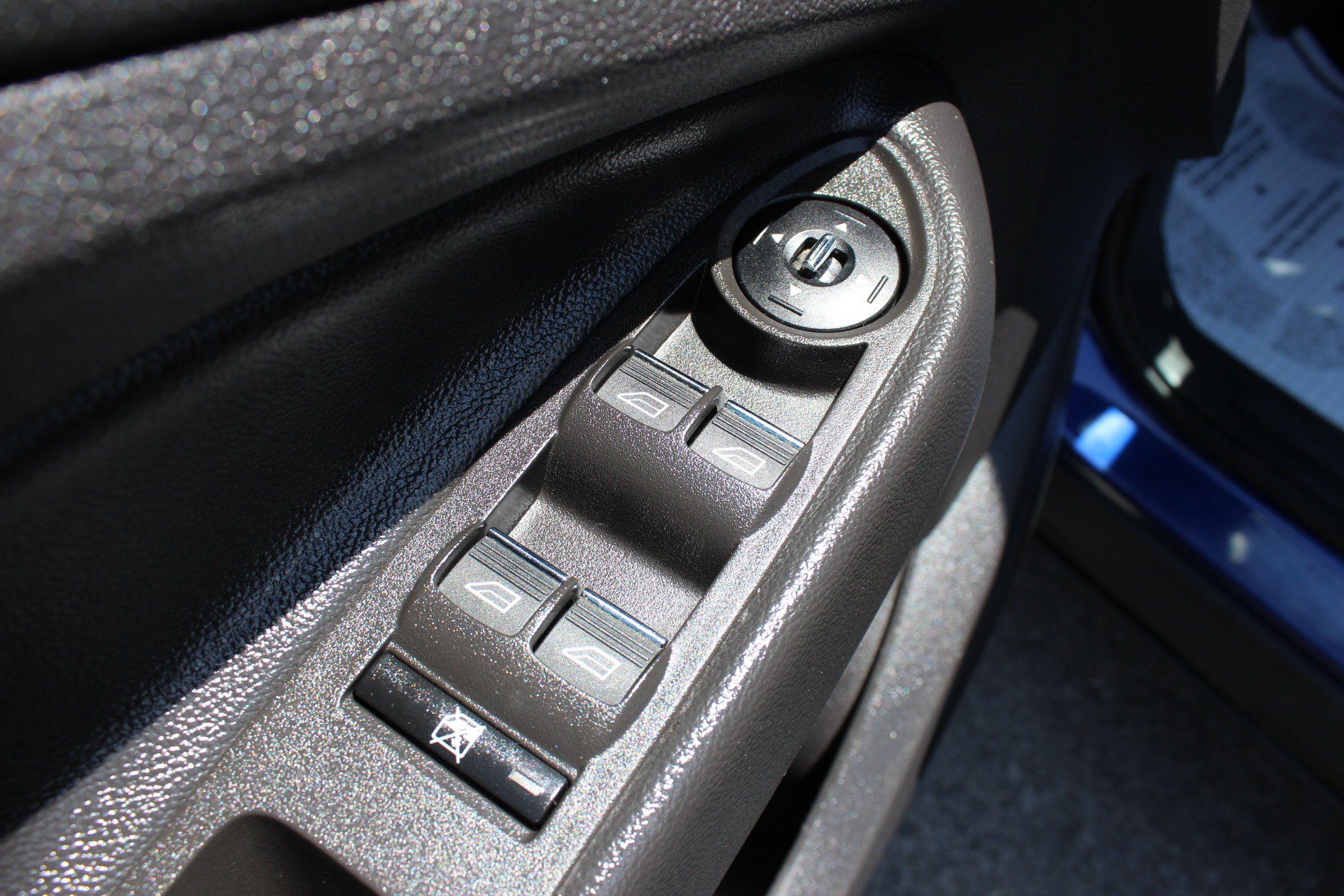 Used 2013 Ford Escape Titanium AWD/4WD image 15