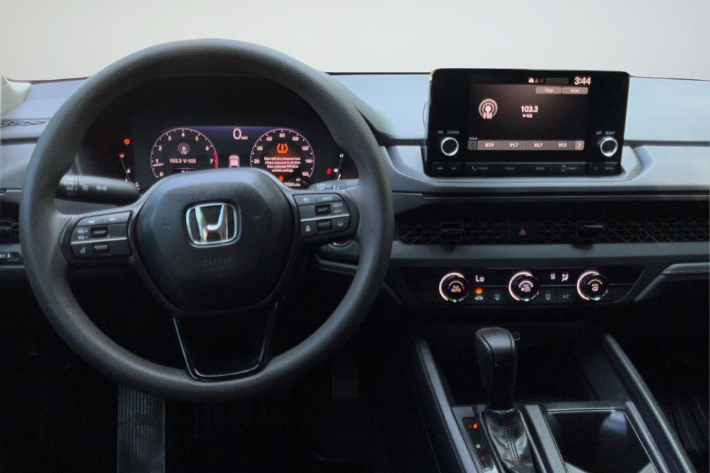 Used 2025 Honda Accord LX image 13
