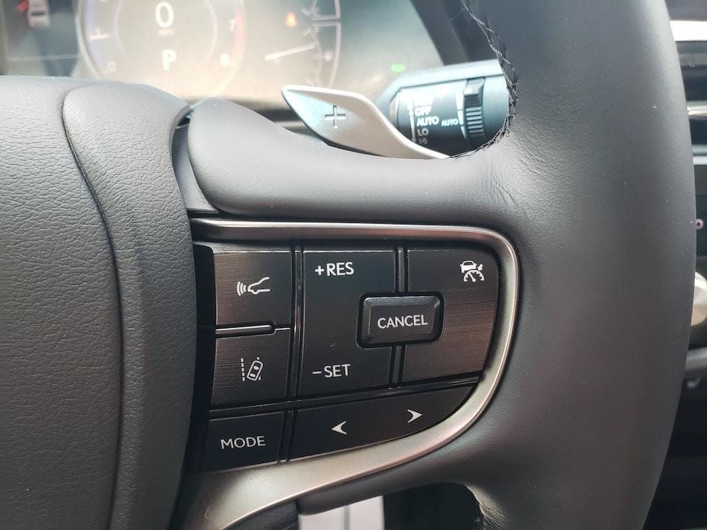 Used 2023 Lexus ES 350 w/ Premium Package FWD image 14