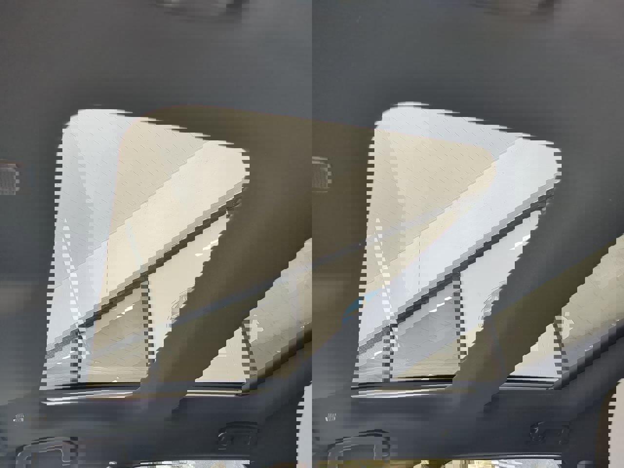 New 2025 Subaru Solterra Touring w/ Touring Package image 19