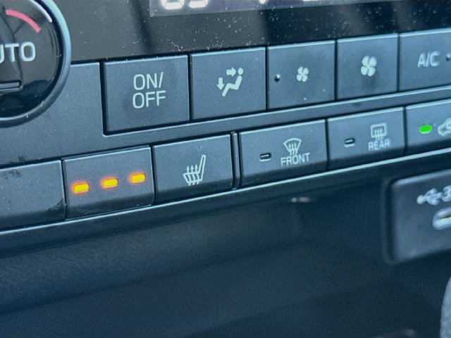 Certified 2026 Subaru Outback Premium AWD/4WD image 22