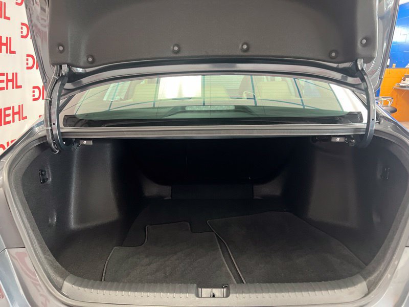 Used 2023 Honda Accord Touring image 8