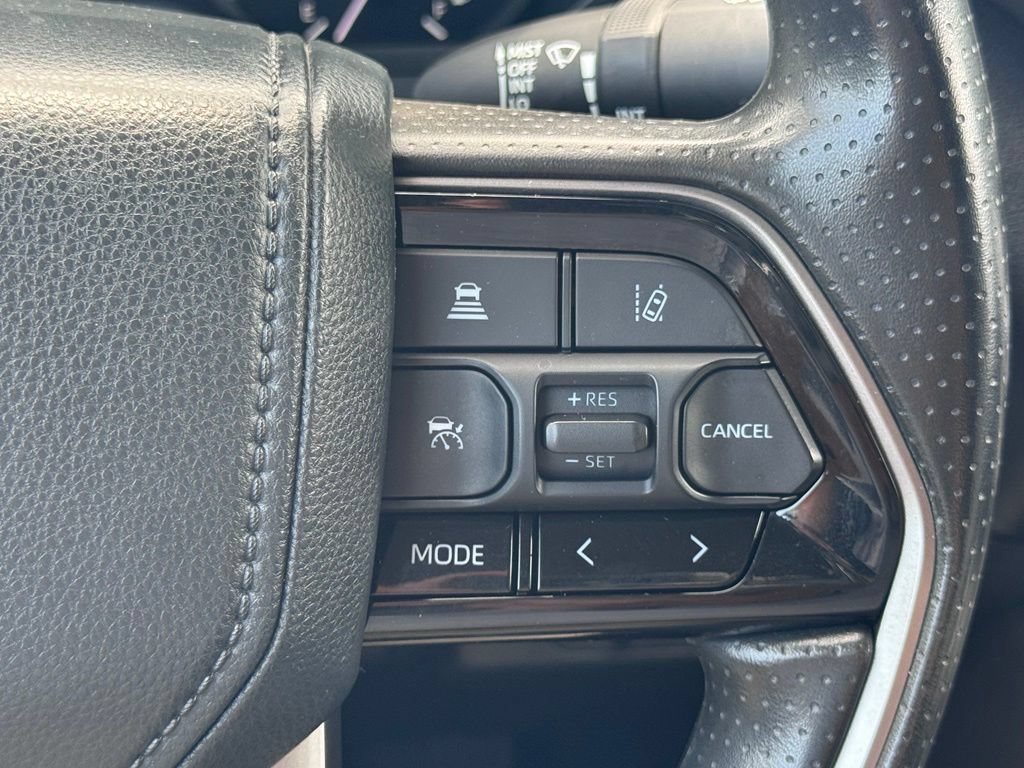 Used 2022 Toyota Tundra SR5 AWD/4WD image 10