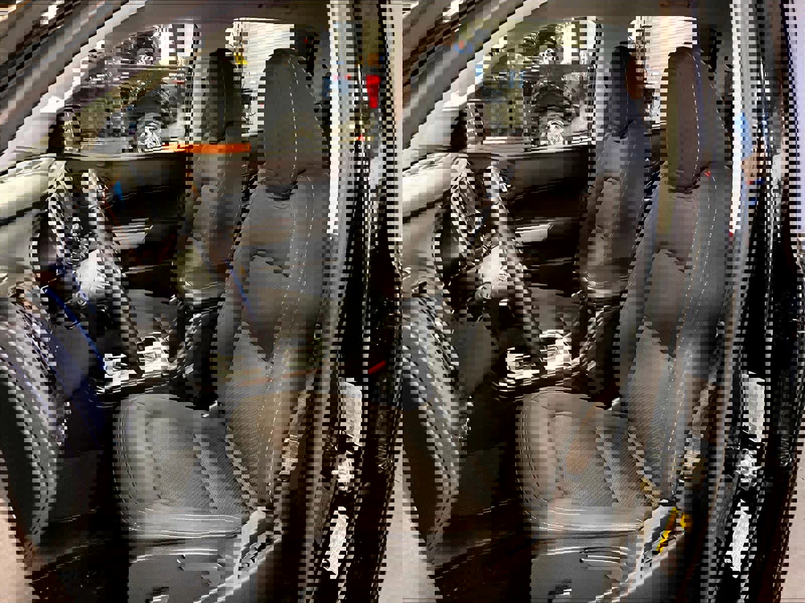 Used 2021 Chevrolet Colorado LT w/ LT Convenience Package image 10